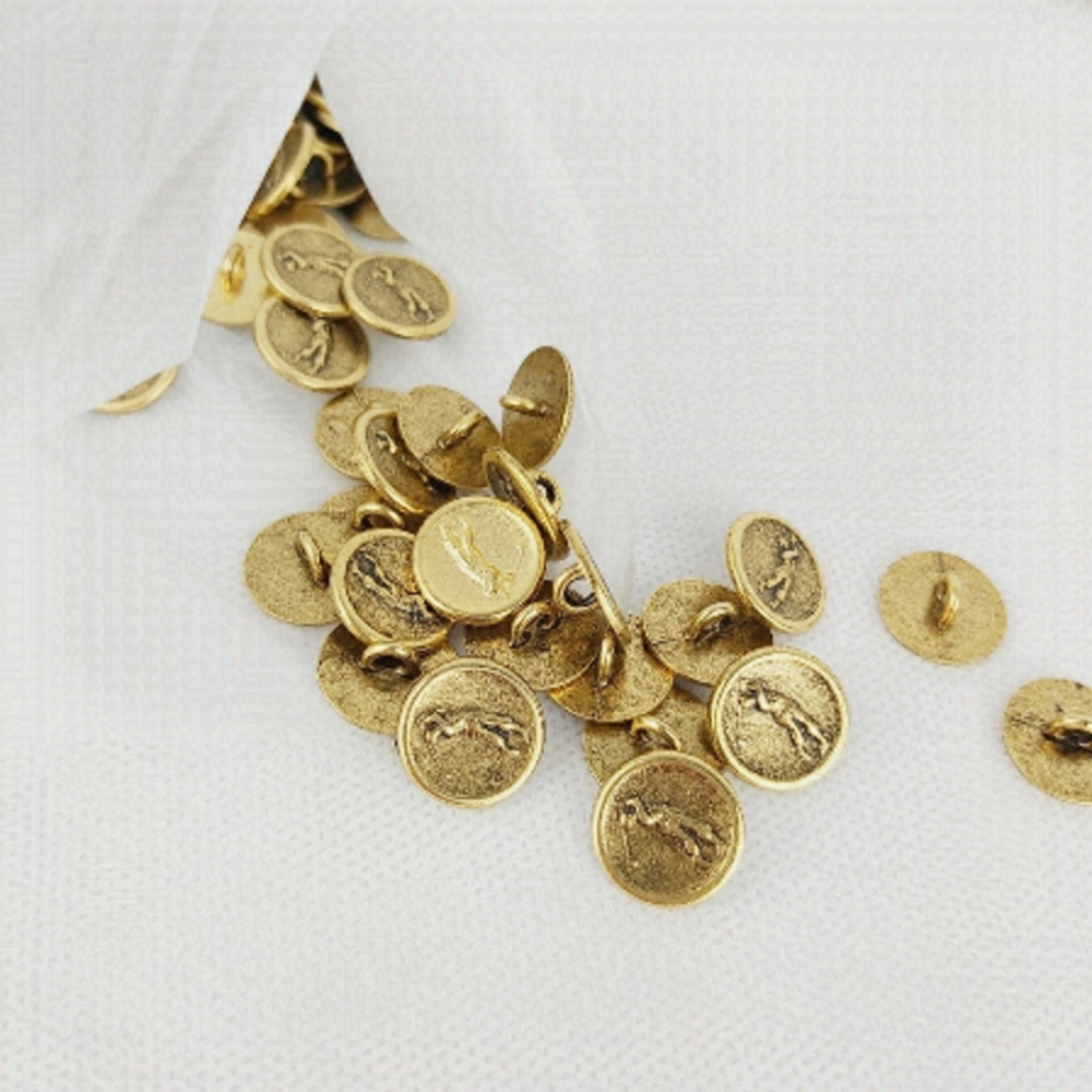 Lot of 85 gold toned golfers littles buttons